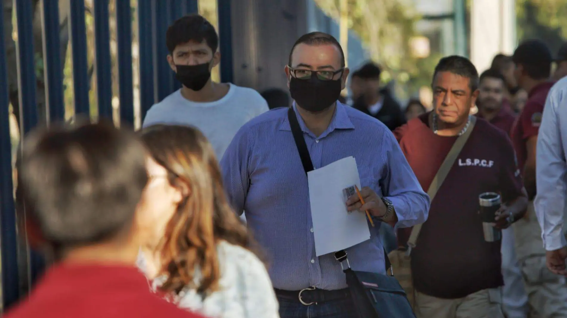 Rodrigo Vallejo se inscribe a facultad de derecho 1